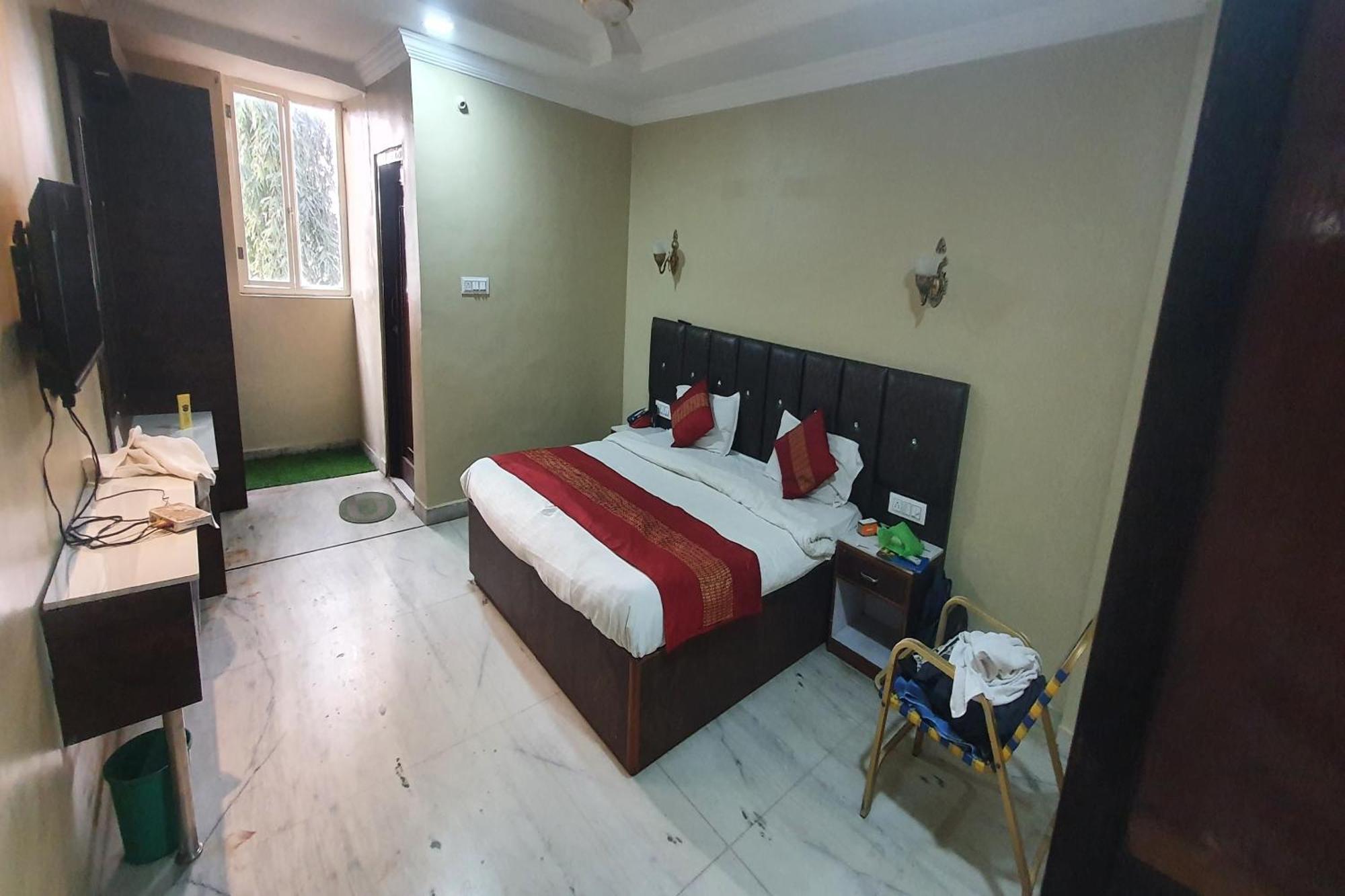 Oyo Hotel Rajshree Akolia ภายนอก รูปภาพ